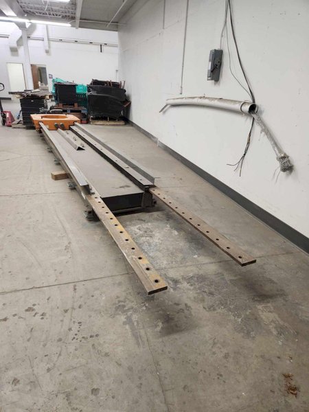 Kuka KR210 Robot With 30′ KL 1500-3 Kuka Rail System, 2010