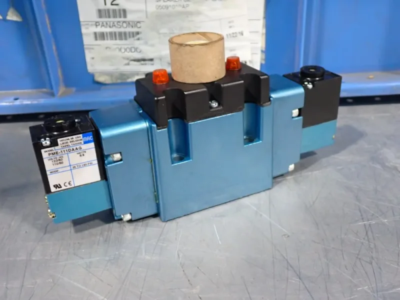 MAC VALVES 150 PSI PNEUMATIC SOLENOID VALVES  -  MV-A2B-A211-PM-111DA