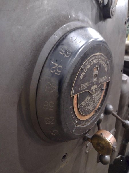 CINCINNATI NO. 4 VERTICAL MILLING MACHINE: YOBRO #24460