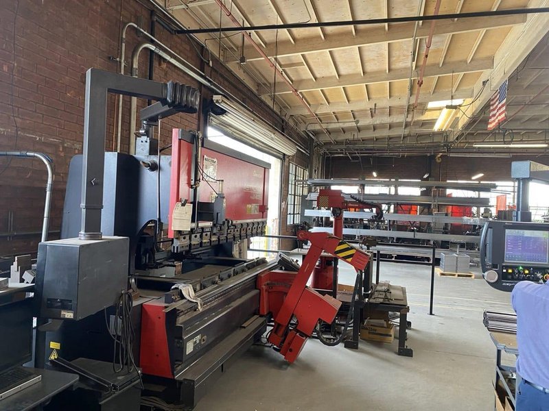 80 Ton x 8′ Amada Astro FBD-8025 Robotic Hydraulic Press Brake, 1998
