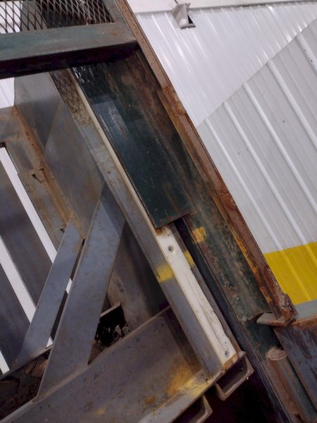 48&quot; X 48&quot; X 24&quot; EPCO VERTICAL HYDRAULIC BALER: STOCK #22919