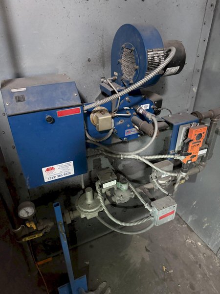 101" X 96" X 244" POWDER-X BLAST ROOM. STOCK # 0760426