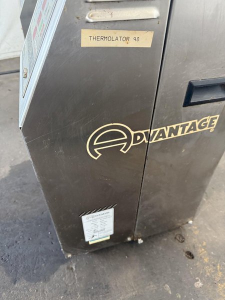 ADVANTAGE ENGINEERING WATER-CIRCULATING TEMPERATURE CONTROL UNIT. STOCK # 1115624