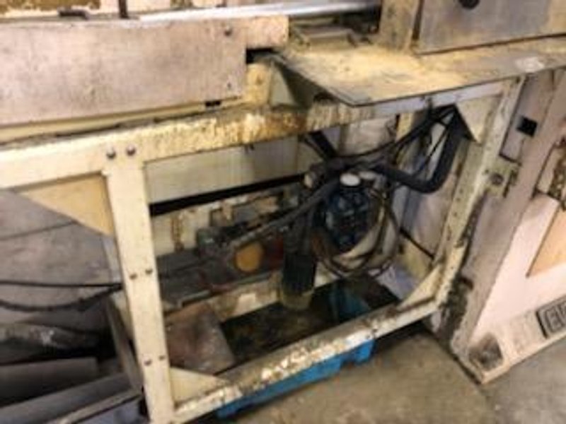 EVERITE MACHINE PRODUCTS ELECTOR CHEMICAL CUTTER TUBE CUT-OFF MACHINE MODEL CIC218 STOCK# 2130