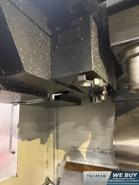 DOOSAN 36.2" x 17.7" TABLE CNC VMC  -  MV-3016L