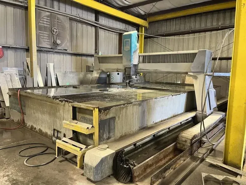2013 FLOW MACH 4 3070C | Waterjet Cutters