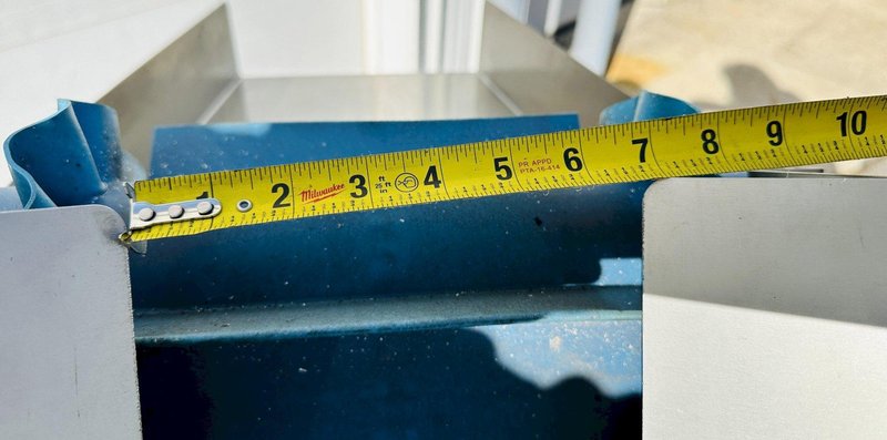 EMI Plastics Equipment  |  EAC12 - 48 - 40  |  12” x 48" Incline Belt Conveyor