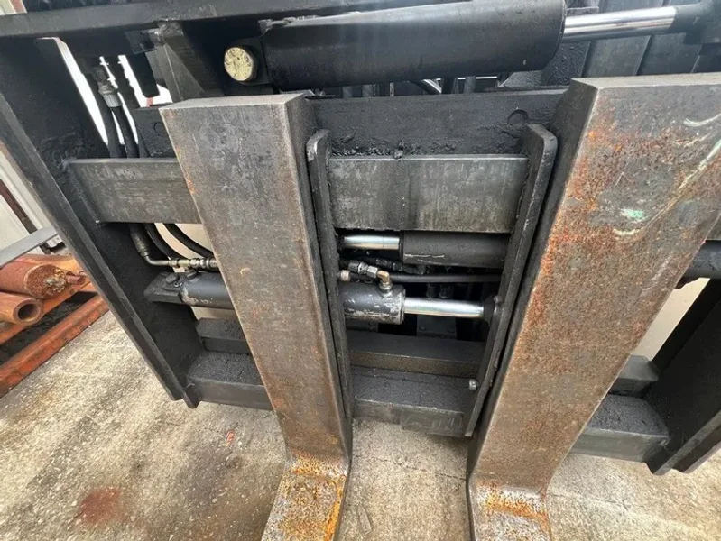 15,500 LB. TOYOTA 7FGCU70 FORKLIFT. STOCK #1219525