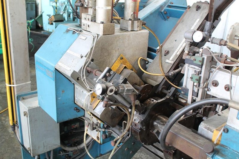 HAUTAU MODEL #CC15M DOUBLE END CHAMFER MACHINE:  STOCK #61481