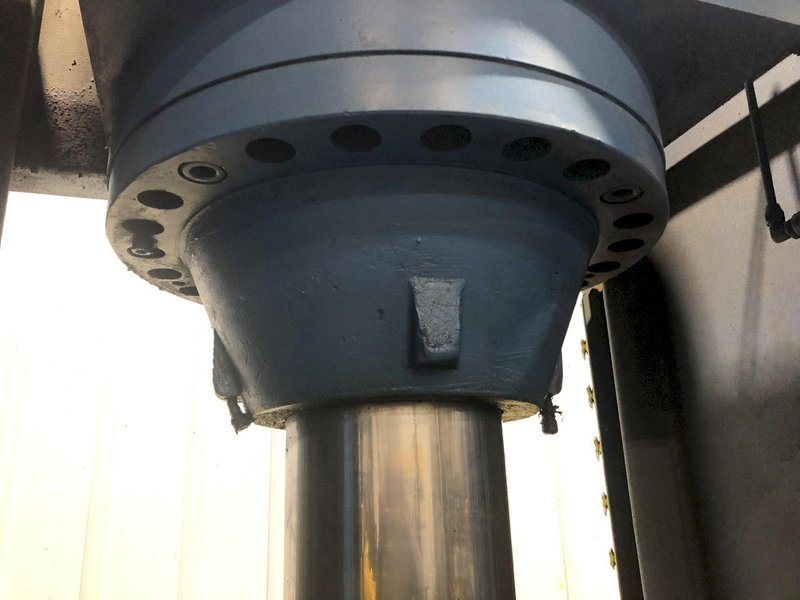 300 TON DAKE H-FRAME HYDRAULIC PRESS: STOCK #17036