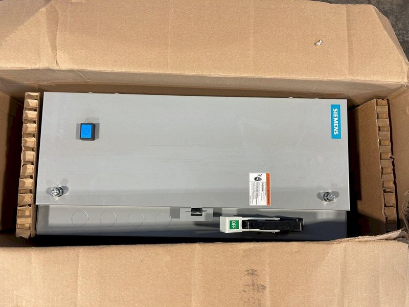 SIEMENS 5 HP FUSIBLE COMBINATION FVNR HEAVY DUTY MOTOR STARTER  -  17DUC92BA11