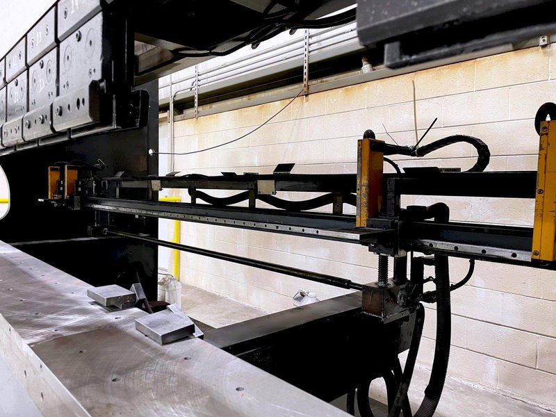 Toyokoki HYB 17540 190 Ton x 13' (7-Axis)