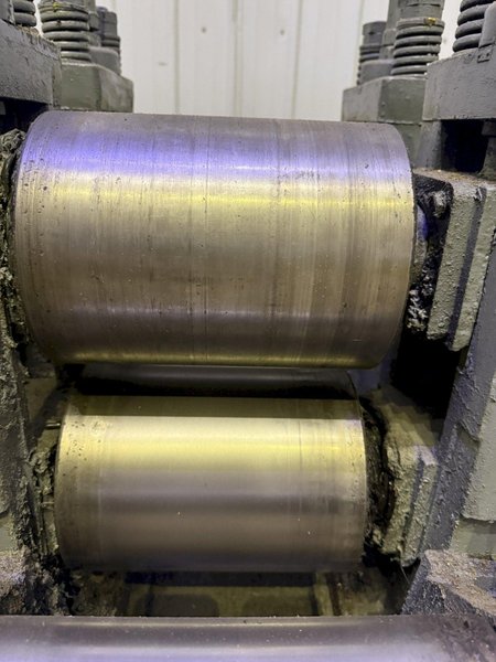 8" WIDE YODER 4-ROLL POWERED COIL FEEDER: YOBRO #24666