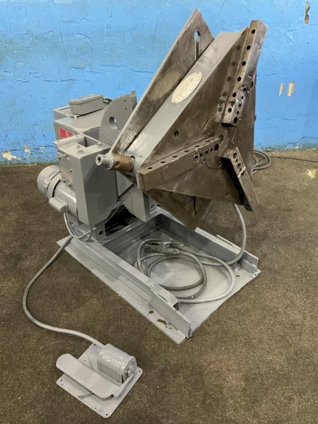 1500 LB PANDJIRIS WELDING POSITIONER WITH PANDJIRIS TJ GRIPPER: STOCK #80978