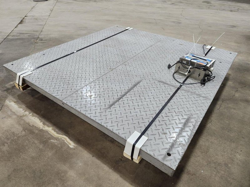 Brecknell DCSB6060-10 NTEP 5 x 5 Platform Electronic Floor Scale, 10,000 x 2 lbs