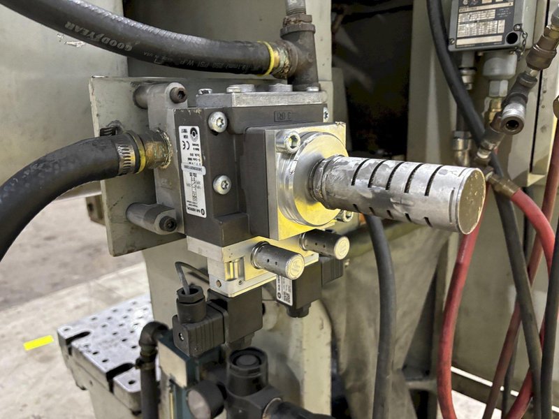 35 TON BLISS MODEL #C35 AIR CLUTCH OBI PUNCH PRESS, 3" STROKE: STOCK #21171