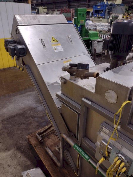 CRYSTAL FILTRATION CONTINUOUS FILTER COOLANT SYSTEM, WITH DRAG-OUT CONVEYOR : YOBRO #25069