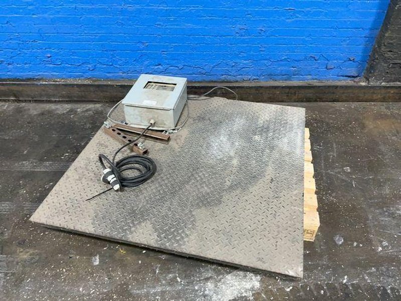 ARLYN SCALES 5000 LBS / 48” X 48” SCALE