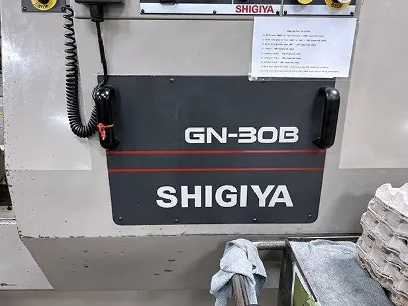 SHIGIYA GN30B-100S CYLINDRICAL GRINDER