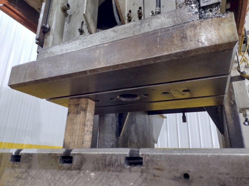 110 TON PACIFIC MODEL #110PF-OBS HYDRAULIC PRESS: STOCK #18261