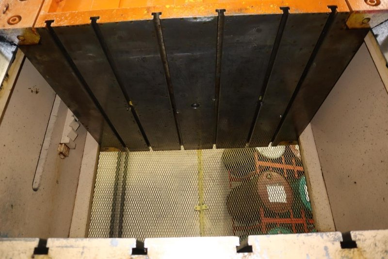 Hydraulico G.T.B.120.100 Hydraulic Press, 2450 kN (275 Tons), 900mm Stroke (35.4&quot;), Air Cushion- Auction Item