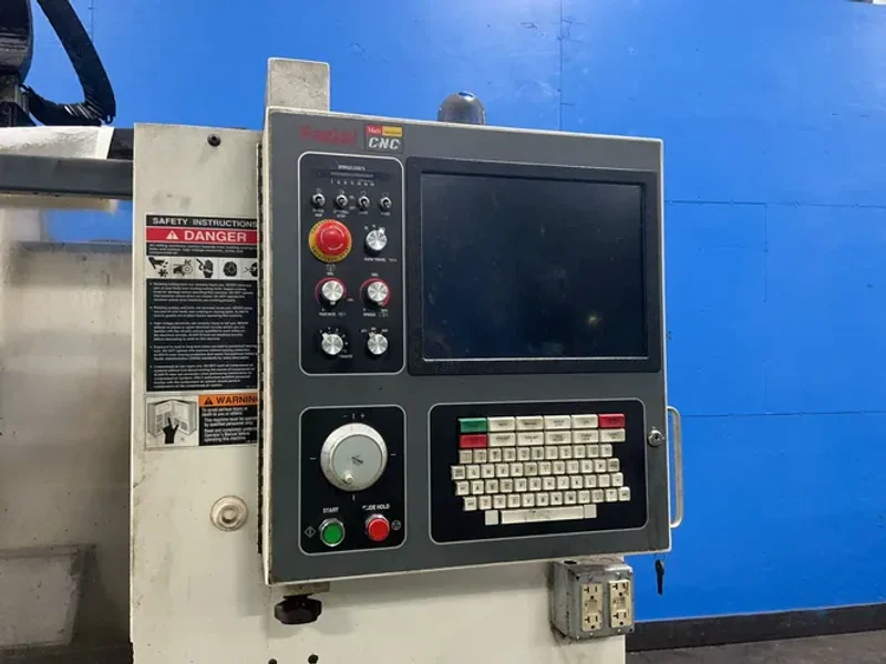 FADAL 28" x 30" CNC VMC   -  VMC4020 HT