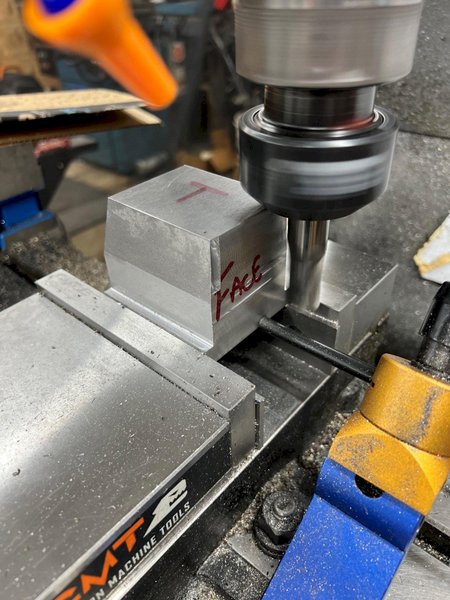 EAGLE CNC KNEE MILL WITH ANILAM 5300 MK CONTROLLER.STOCK # 1054722