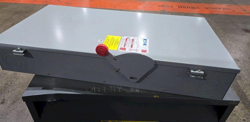 SQUARE D 220T144HDIT 460V 220KVA TRANSFORMER WITH DISCONNECT USED