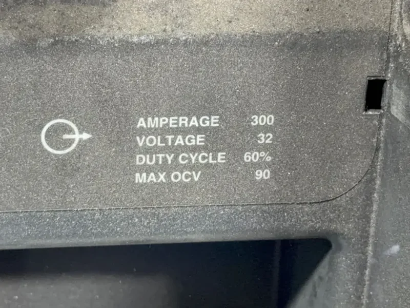 Miller 300 Amp Welder - Millermatic 350p