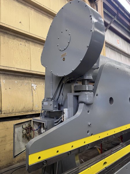 225 TON X 14' CINCINNATI PRESS BRAKE: STOCK #81401