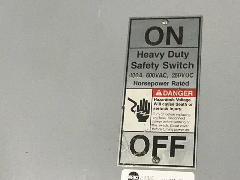 Siemens  400 Amps  Heavy Duty Safety Switch  - Hf365