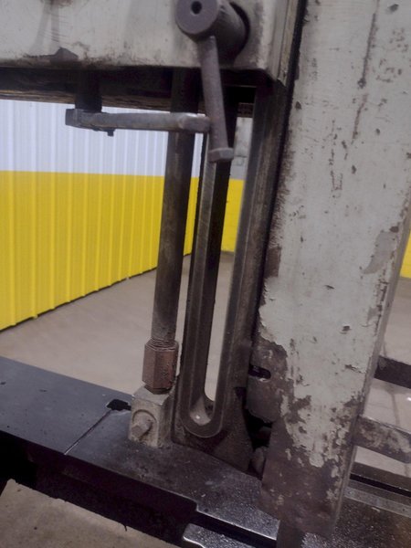 18" X 20" ARMSTRONG MARVEL SERIES 8 MARK 1 VERTICAL BAND SAW: STOCK #11225