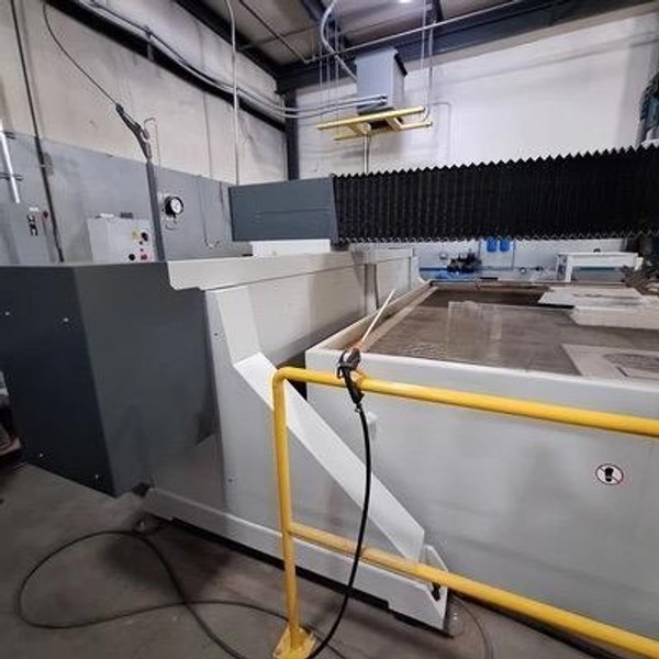 9′ x 16′ Flow 3020 waterjet, 2021- 5 Axis, 60000 PSI