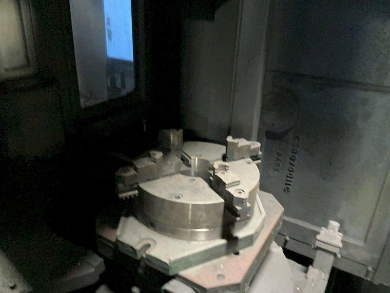 DOOSAN INFRACORE CNC HMC  -  HP 4000