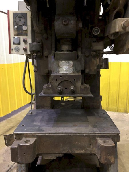 60 TON L &amp; J MODEL #60 OBI FLYWHEL PRESS, 4&quot; STROKE: STOCK #15363