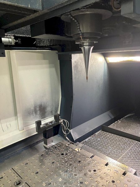 Johnford DMC-1600H Vertical Machining Center