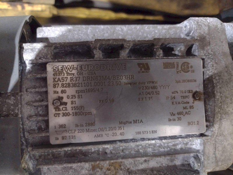 1,000 LB AMERICAN LIFTS MODEL T1-60-040 ELECTRIC PLAFORM LIFT: STOCK #20584