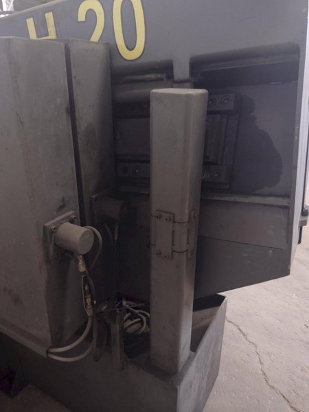 20" X 20" HYD-MECH MODEL #H-20AC AUTOMATIC HORIZONTAL BAND SAW: STOCK #15805