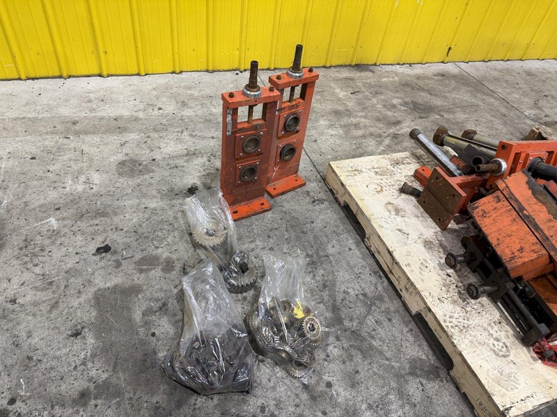 DAHLSTOM ROLLFORMER HEADS / GEAR BOXES, FOR 2.5&quot; SPINDLES: STOCK #23425
