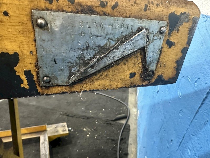 2000 LB ECONO-LIFT HYDRAULIC SCISSOR LIFT TABLE: STOCK #77596