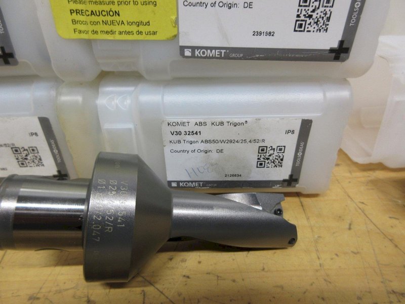 Komet ABS50 KUB Trigon Inserted Drill Bodies (9pcs) Small Diameters ***New In Package***- Auction Item