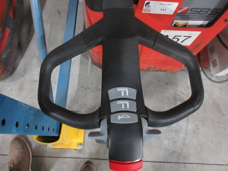 Linde Model EGU 20 Electric Pallet Jack, 4400 LB Capacity, 46&quot; Fork Length- Auction Item