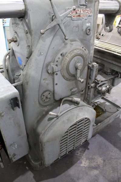 #3CK KEARNEY &amp; TRECKER HORIZONTAL MILL: STOCK 62371