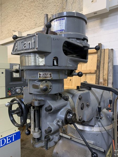 Alliant Model RT-2S Step Pulley Vertical Milling Machine