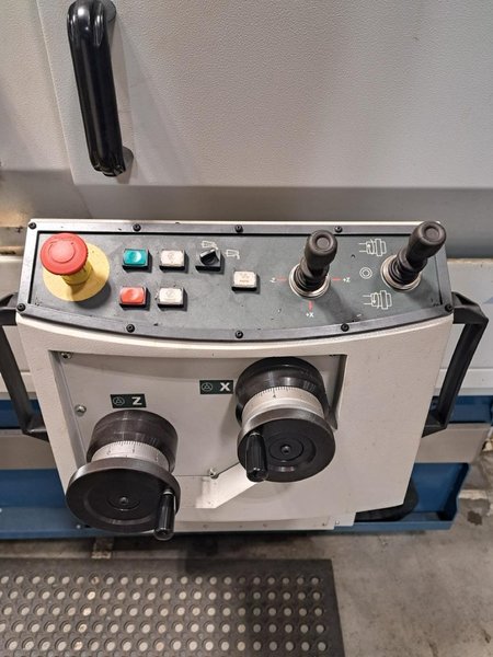 Romi C-420 Combination Manual &amp; CNC Lathe, 2024 – 8″ Chuck, Hand Wheels, Conversational Control