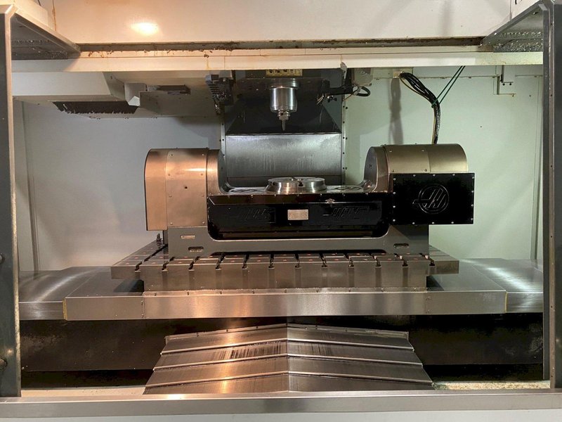 2012 Haas VM6 with Haas 5-Axis TR310 Trunnion Table For Sale