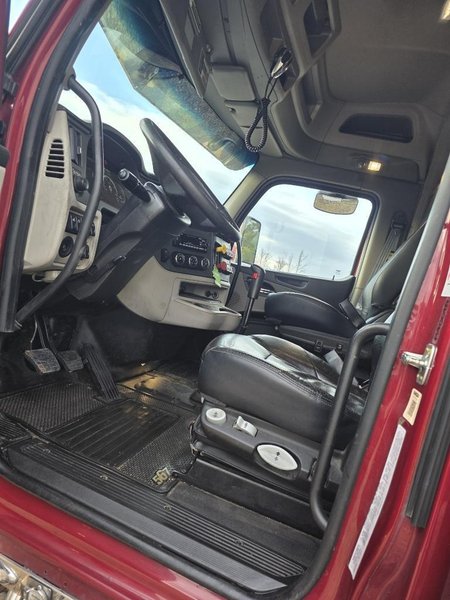 2022 Peterbilt 567 804174