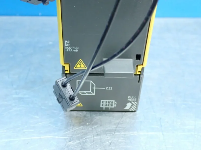 FANUC SERVO AMPLIFIER DRIVE WITH CABLES  -  A06B-6240-H103