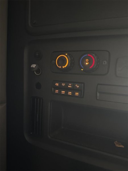 2019 Freightliner Cascadia 126 3AKJHHDR9KSKE4230