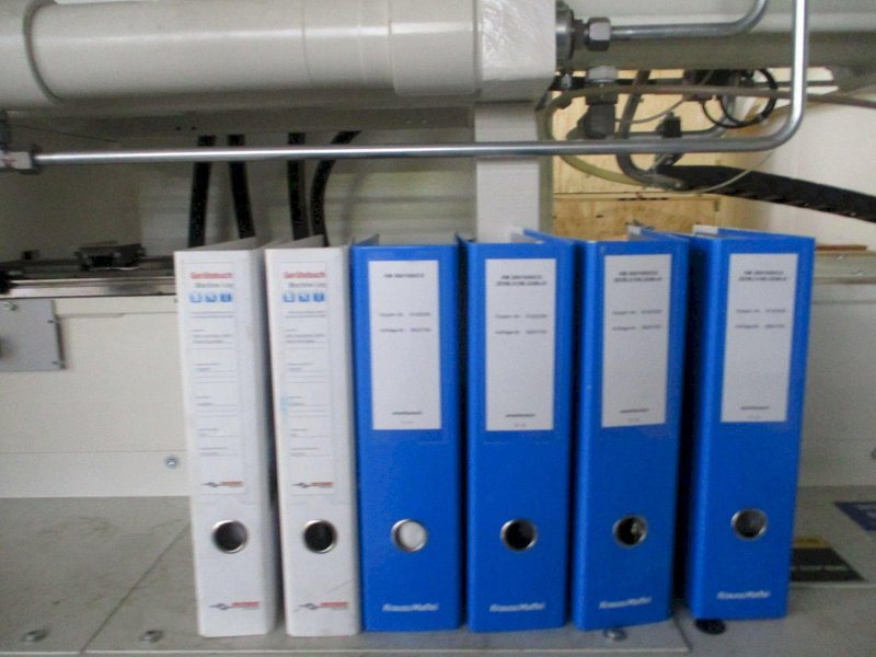 330 Ton Krauss Maffei 300-1000CX Injection Molding Machine – 2016 – 13.6 oz, Robot Ready